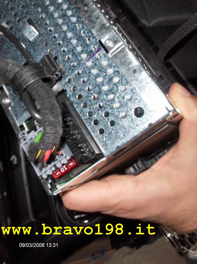 BC198mp3_29801a