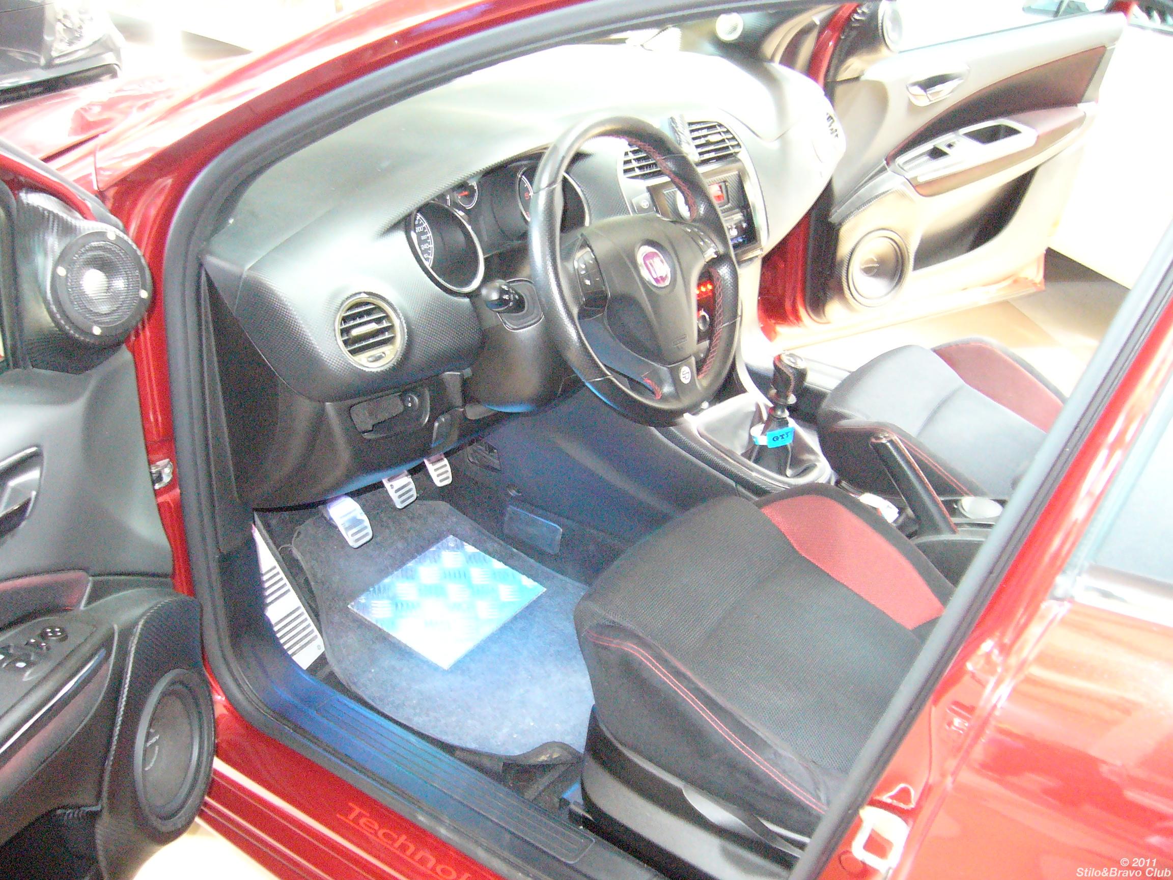 P1100037