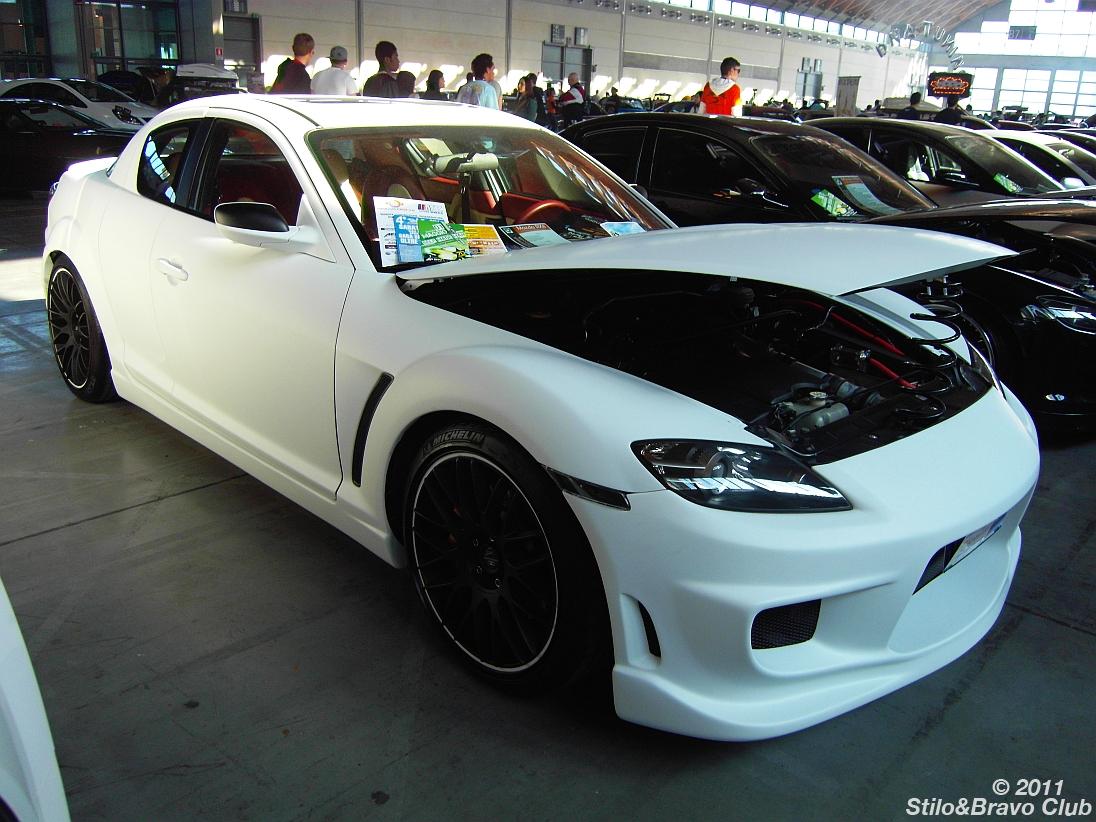 RX-8 matt-bianca
